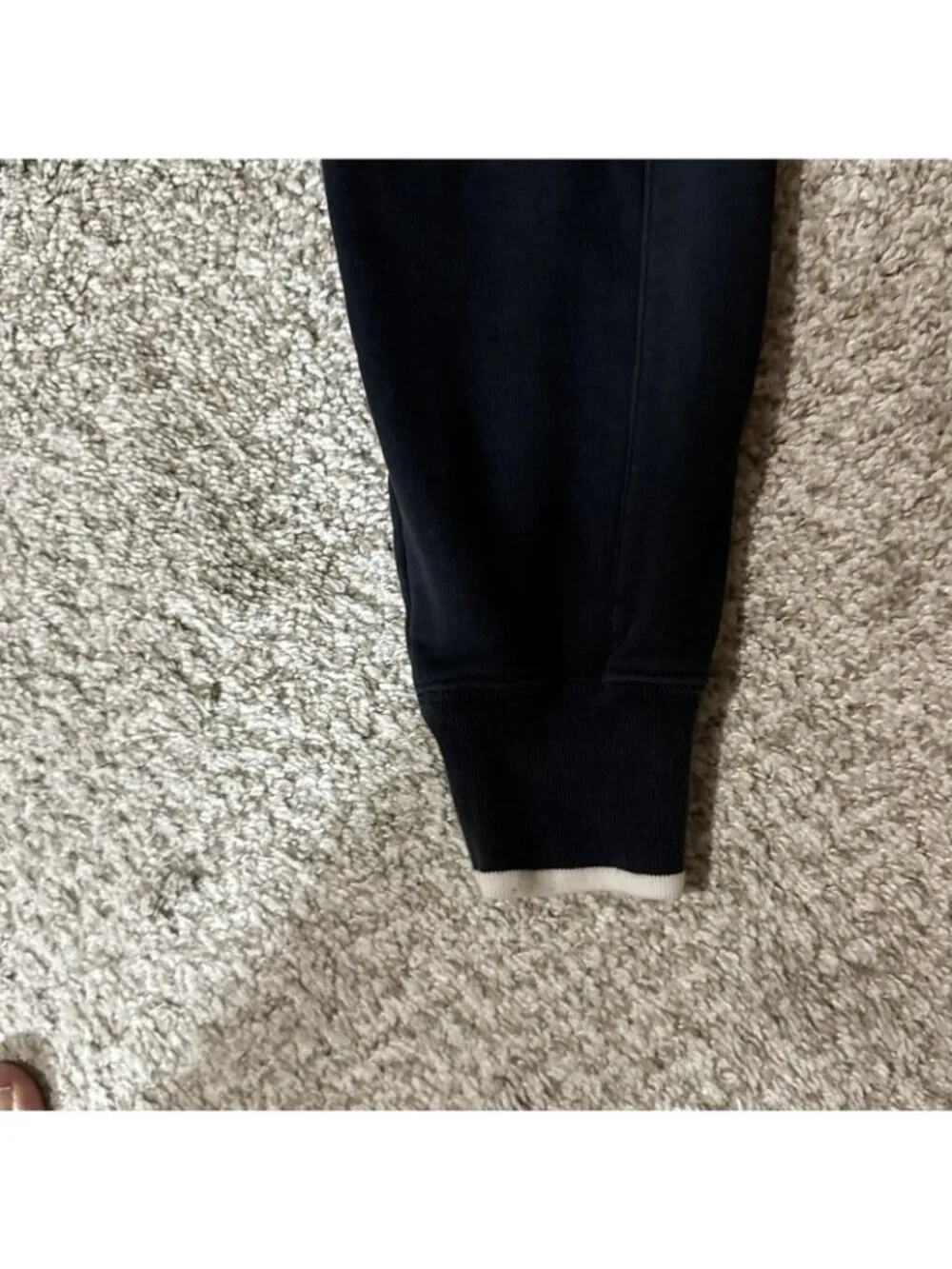 Nike Sportswear Club Fleece Jogger Pants Woman's Size S Black Drawstring Cuffed